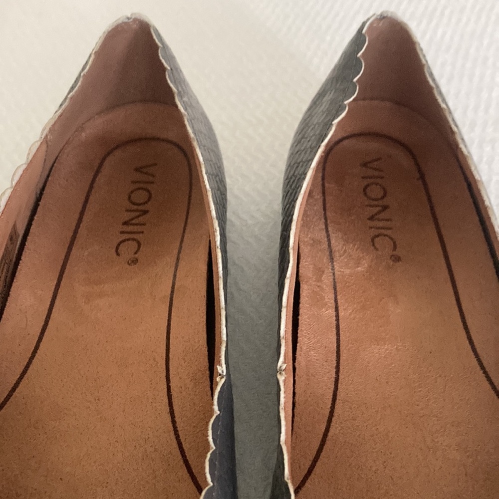 Vionic Ballet Flats Gray Size 7.5 - image 7